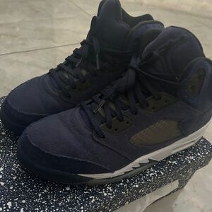 Selling Jordan 5 Georgetown